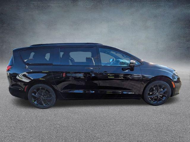new 2026 Chrysler Pacifica car, priced at $44,501