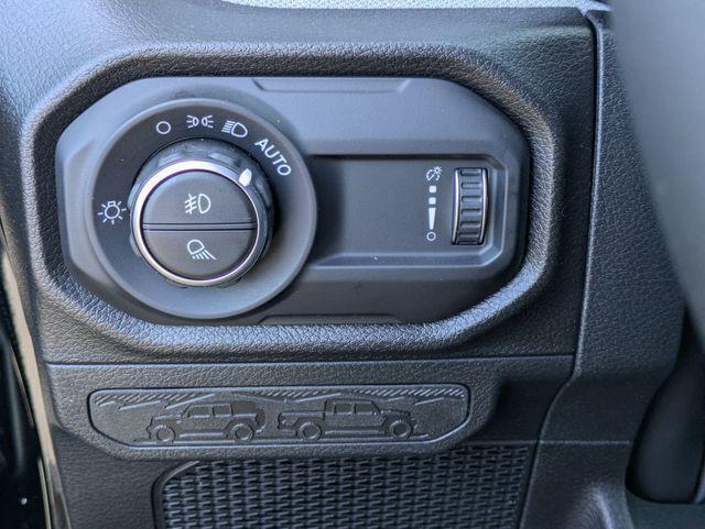 new 2026 Jeep Gladiator car, priced at $45,418