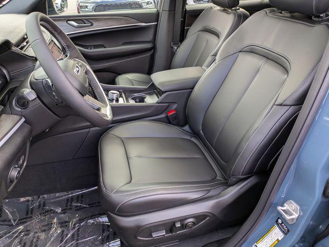 new 2026 Jeep Grand Cherokee L car, priced at $49,137