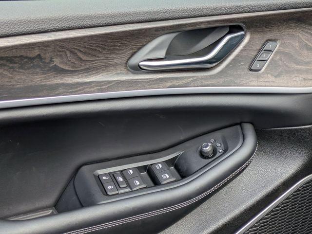 new 2026 Jeep Grand Cherokee L car, priced at $49,137