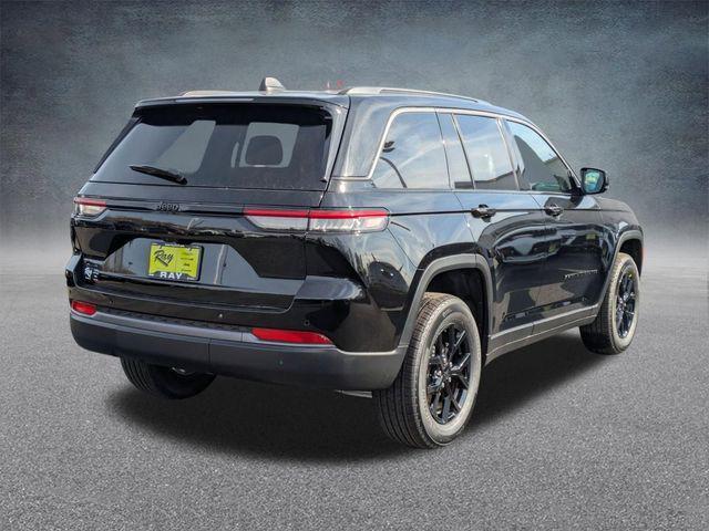 new 2026 Jeep Grand Cherokee car, priced at $44,211