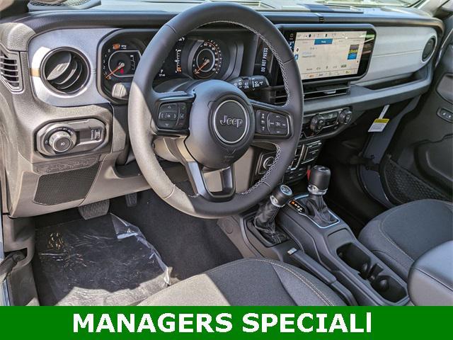 new 2025 Jeep Wrangler car, priced at $44,652