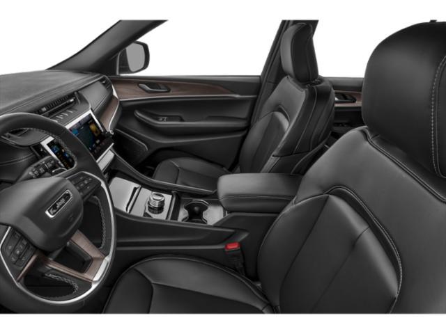 new 2026 Jeep Grand Cherokee car, priced at $42,248