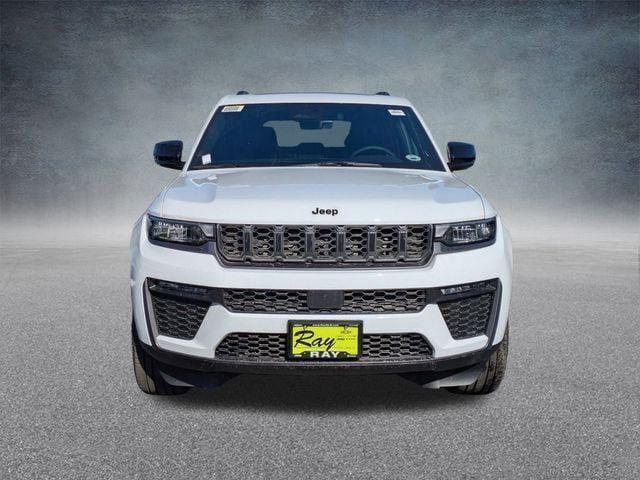 new 2026 Jeep Grand Cherokee car, priced at $43,371