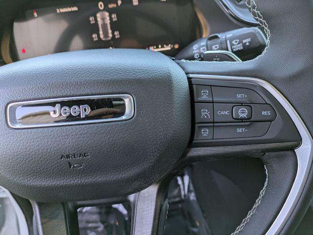 new 2026 Jeep Grand Cherokee car, priced at $43,371