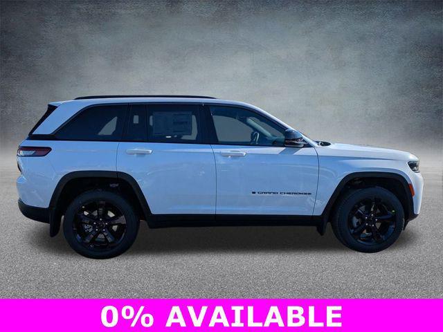 new 2026 Jeep Grand Cherokee car, priced at $44,371