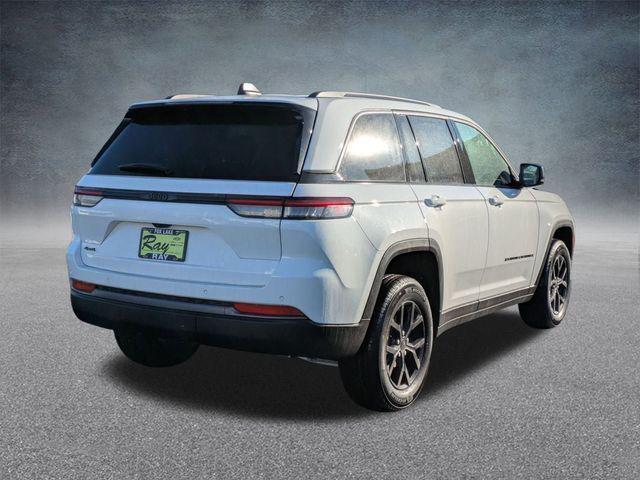 new 2026 Jeep Grand Cherokee car, priced at $40,294