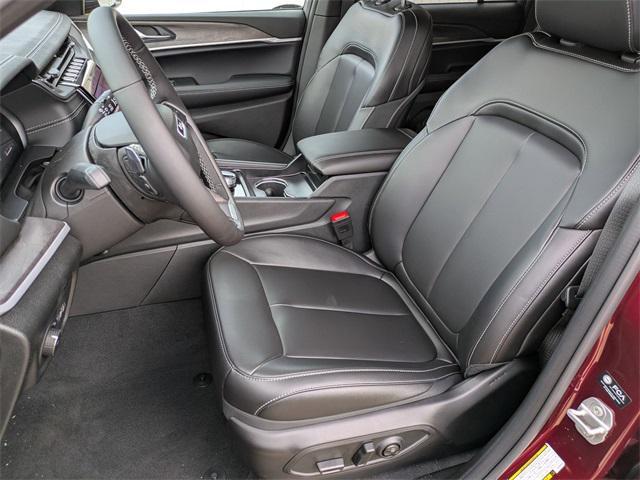 new 2025 Jeep Grand Cherokee car, priced at $47,834