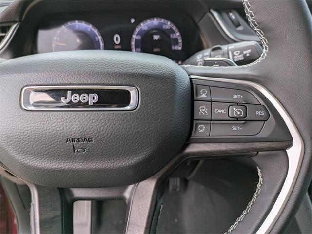 new 2025 Jeep Grand Cherokee car, priced at $47,834