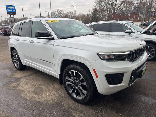 used 2023 Jeep Grand Cherokee car, priced at $40,990