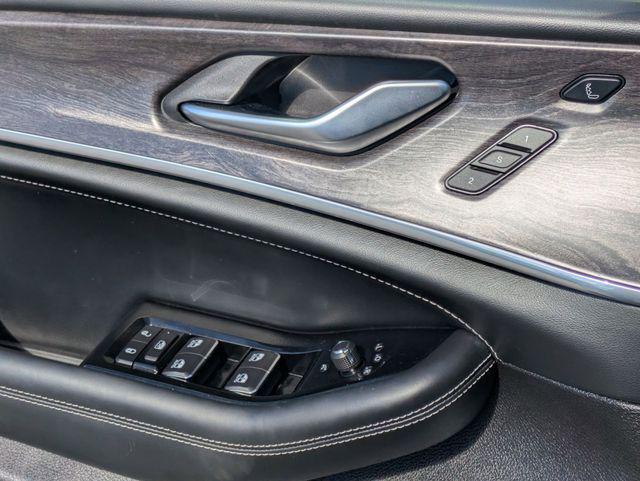 used 2023 Jeep Grand Cherokee car, priced at $40,990