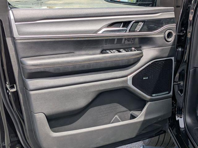 new 2026 Jeep Grand Wagoneer car, priced at $77,928
