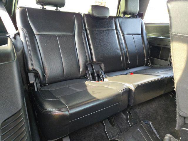 used 2019 Ford Expedition car, priced at $17,466