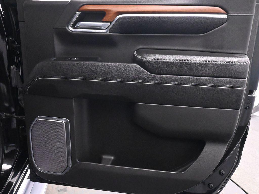 used 2022 GMC Sierra 1500 car, priced at $44,540