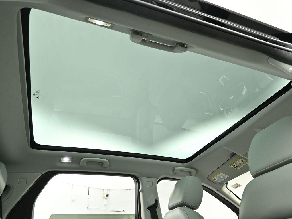 used 2018 Land Rover Discovery Sport car, priced at $12,095