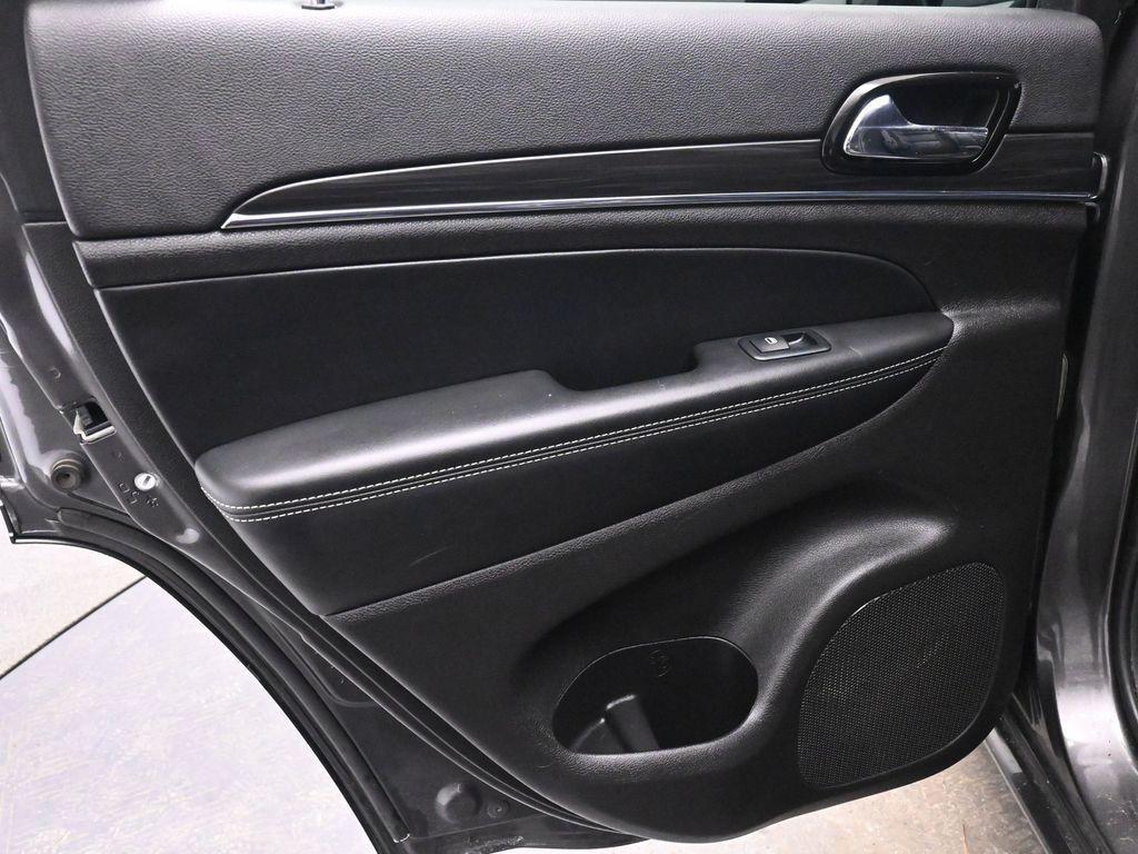 used 2021 Jeep Grand Cherokee car, priced at $18,651