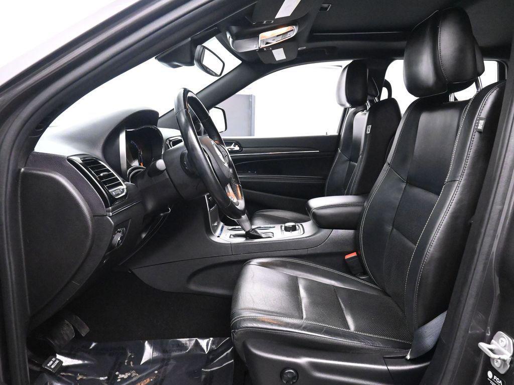 used 2021 Jeep Grand Cherokee car, priced at $18,651