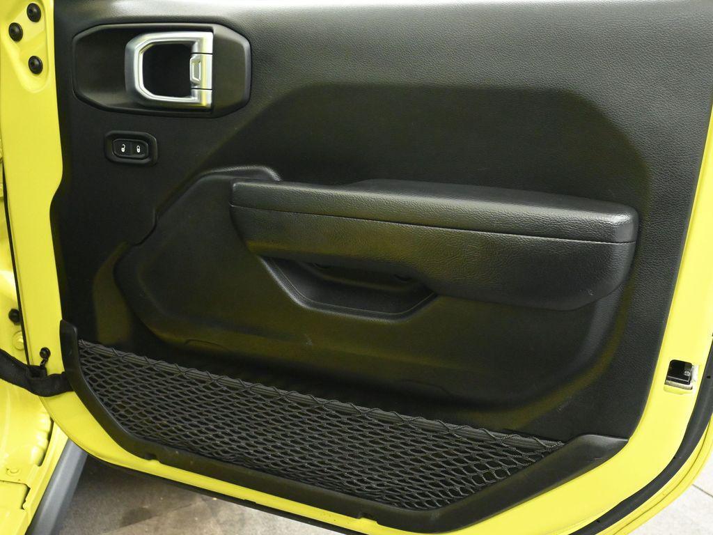 used 2022 Jeep Wrangler Unlimited car, priced at $28,098