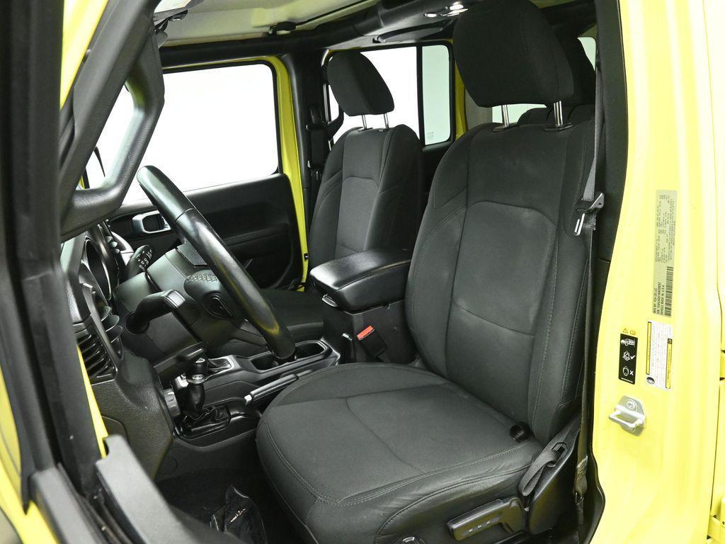 used 2022 Jeep Wrangler Unlimited car, priced at $28,098