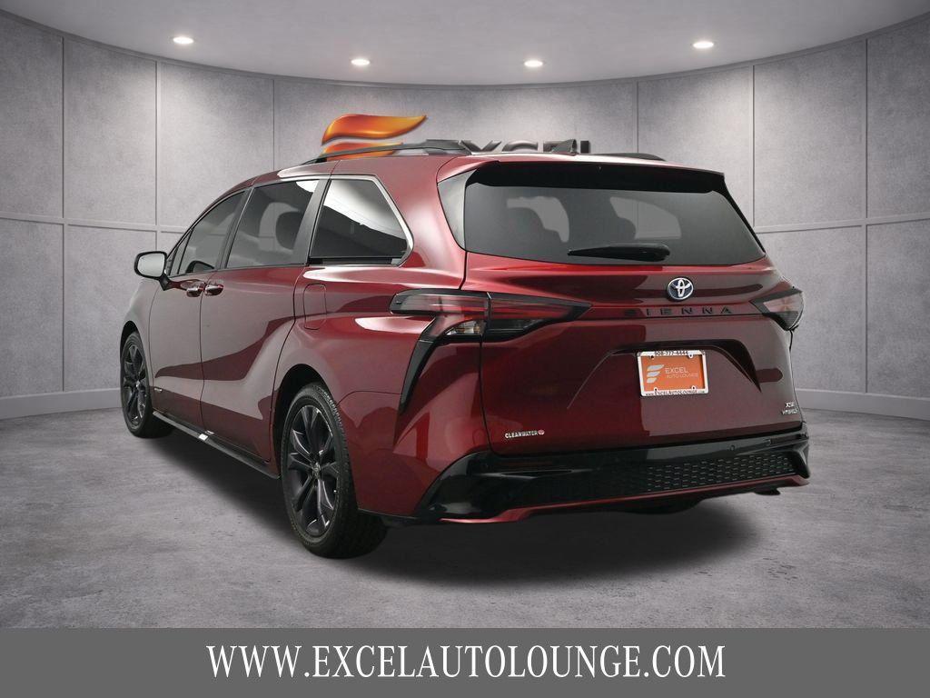 used 2021 Toyota Sienna car, priced at $28,962