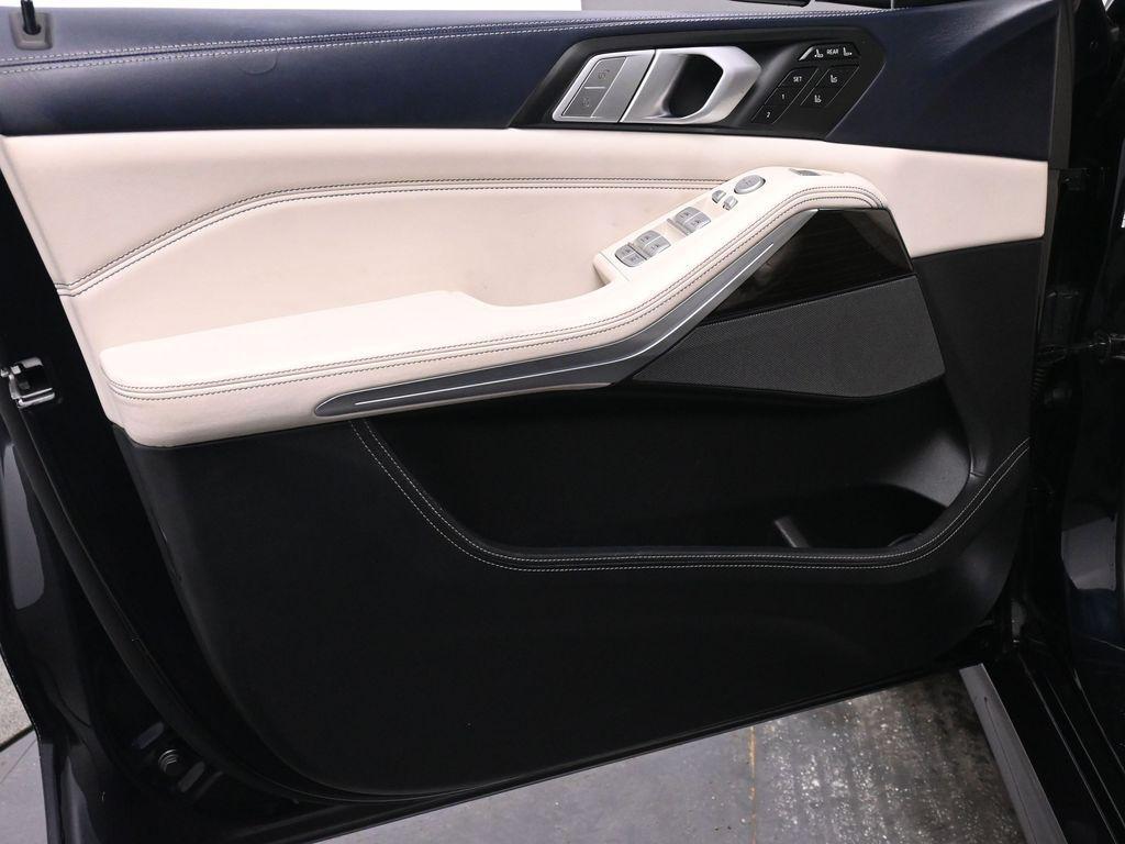 used 2019 BMW X7 car, priced at $27,838