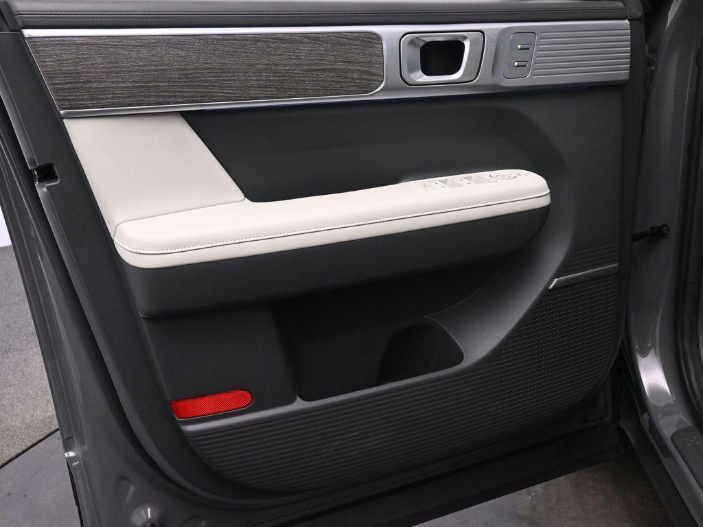 used 2024 Hyundai Santa Fe car, priced at $29,121