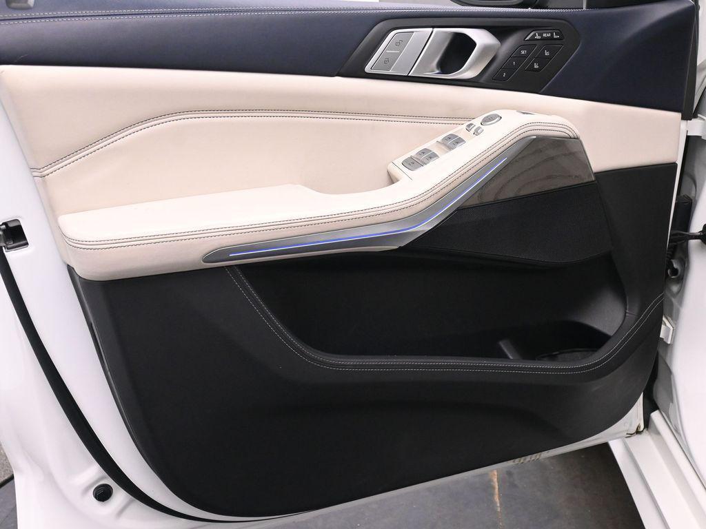 used 2019 BMW X7 car, priced at $30,114