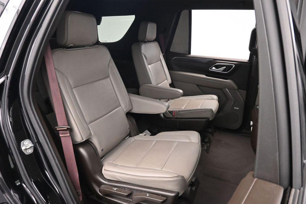 used 2021 GMC Yukon car, priced at $32,888