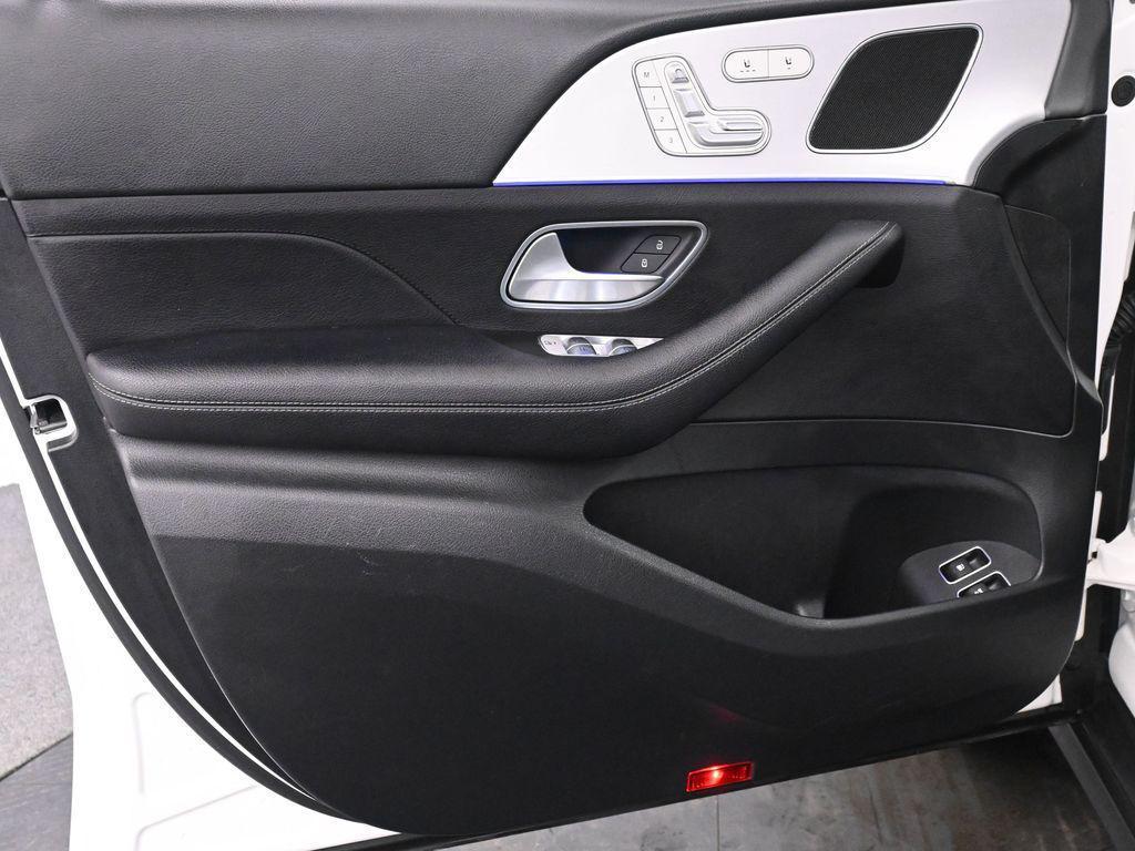 used 2024 Mercedes-Benz GLE 450 Plug-In Hybrid car, priced at $41,736