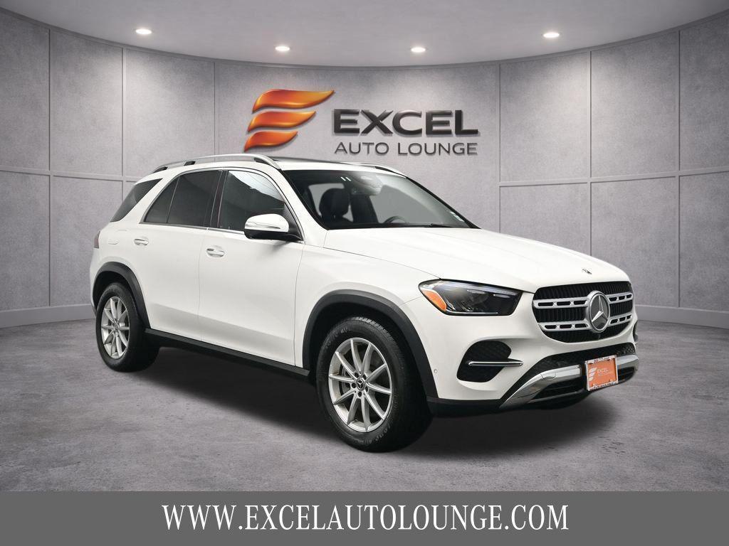 used 2024 Mercedes-Benz GLE 450 Plug-In Hybrid car, priced at $41,281