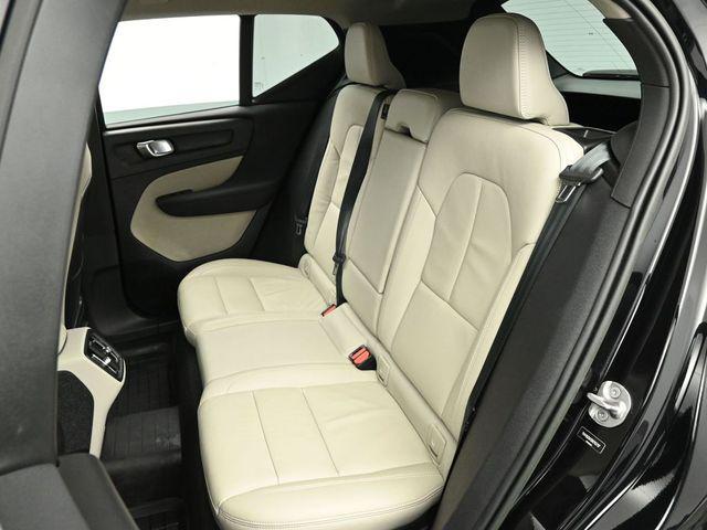used 2022 Volvo XC40 car, priced at $15,650
