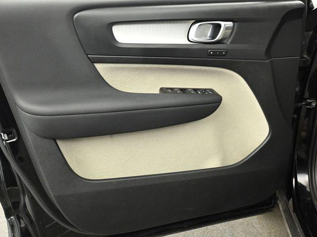 used 2022 Volvo XC40 car, priced at $15,650