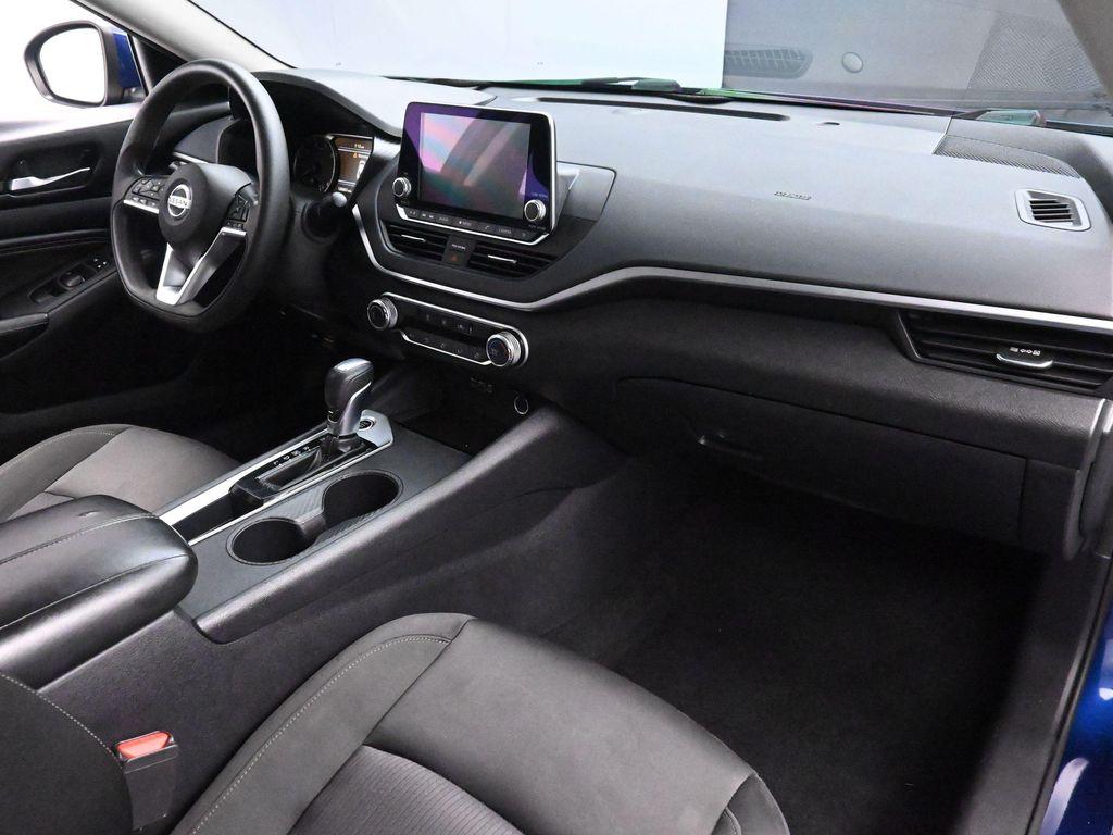 used 2019 Nissan Altima car, priced at $7,500