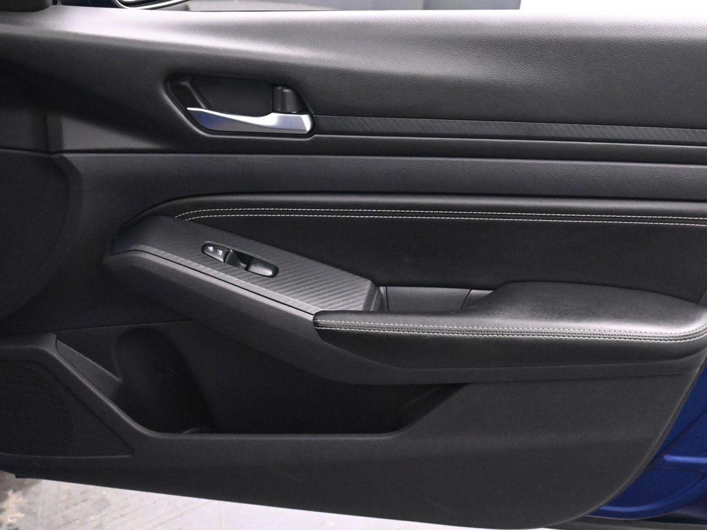 used 2019 Nissan Altima car, priced at $7,500