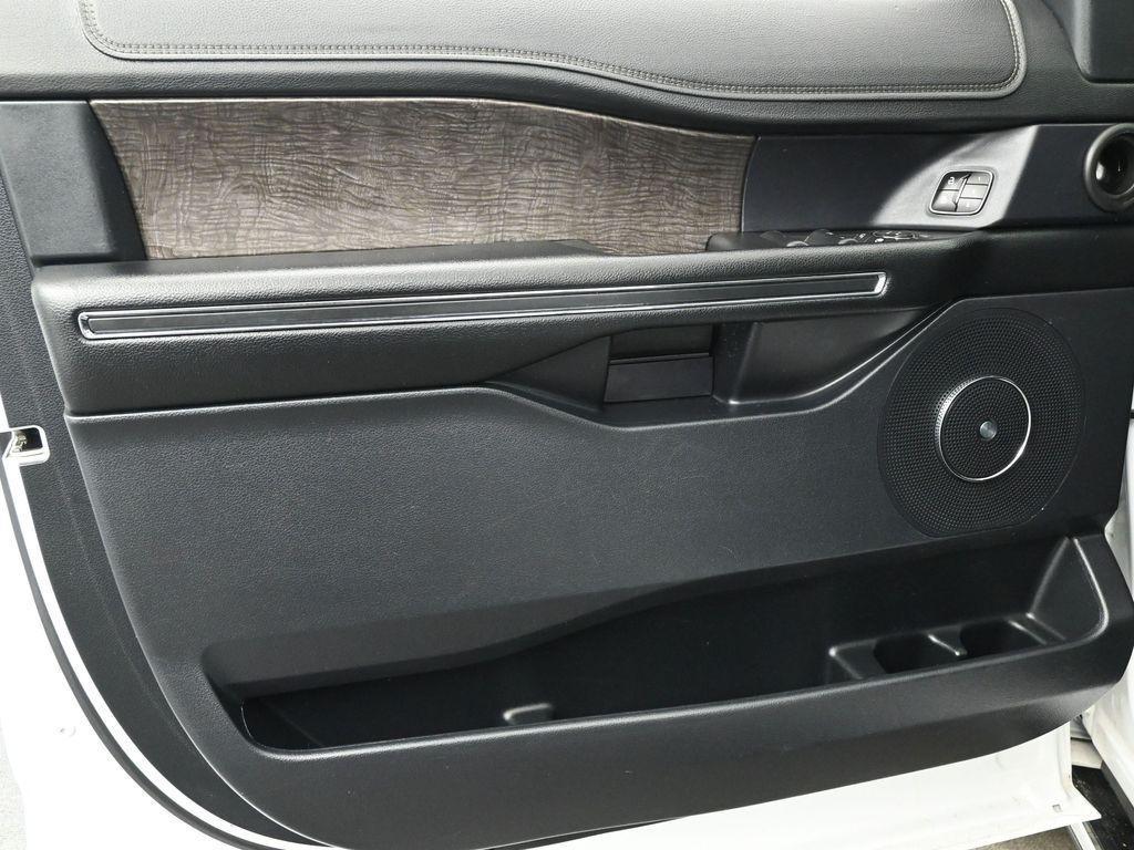 used 2021 Ford Expedition car, priced at $23,441