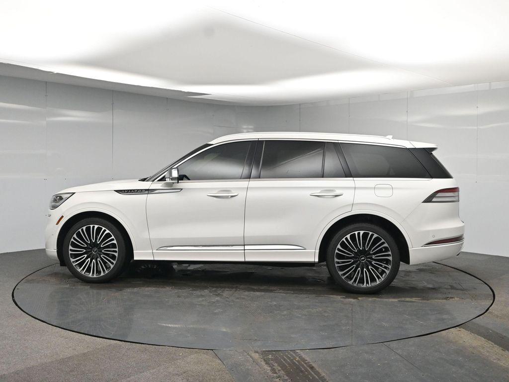 used 2020 Lincoln Aviator car, priced at $35,262