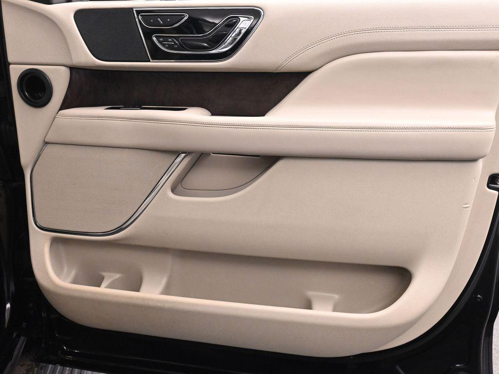 used 2020 Lincoln Navigator car, priced at $31,366