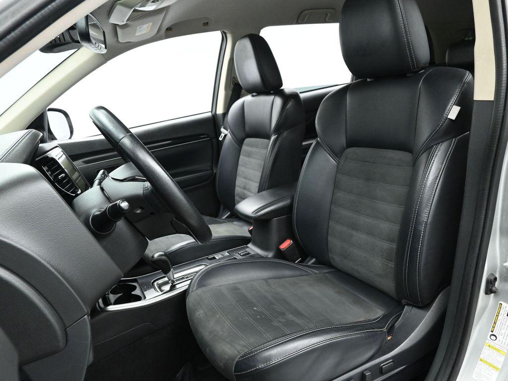 used 2020 Mitsubishi Outlander car, priced at $14,890