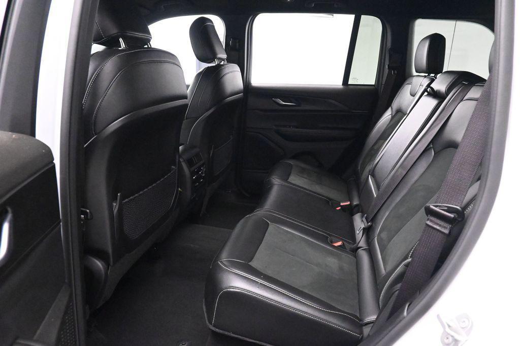 used 2025 Jeep Grand Cherokee car, priced at $30,990