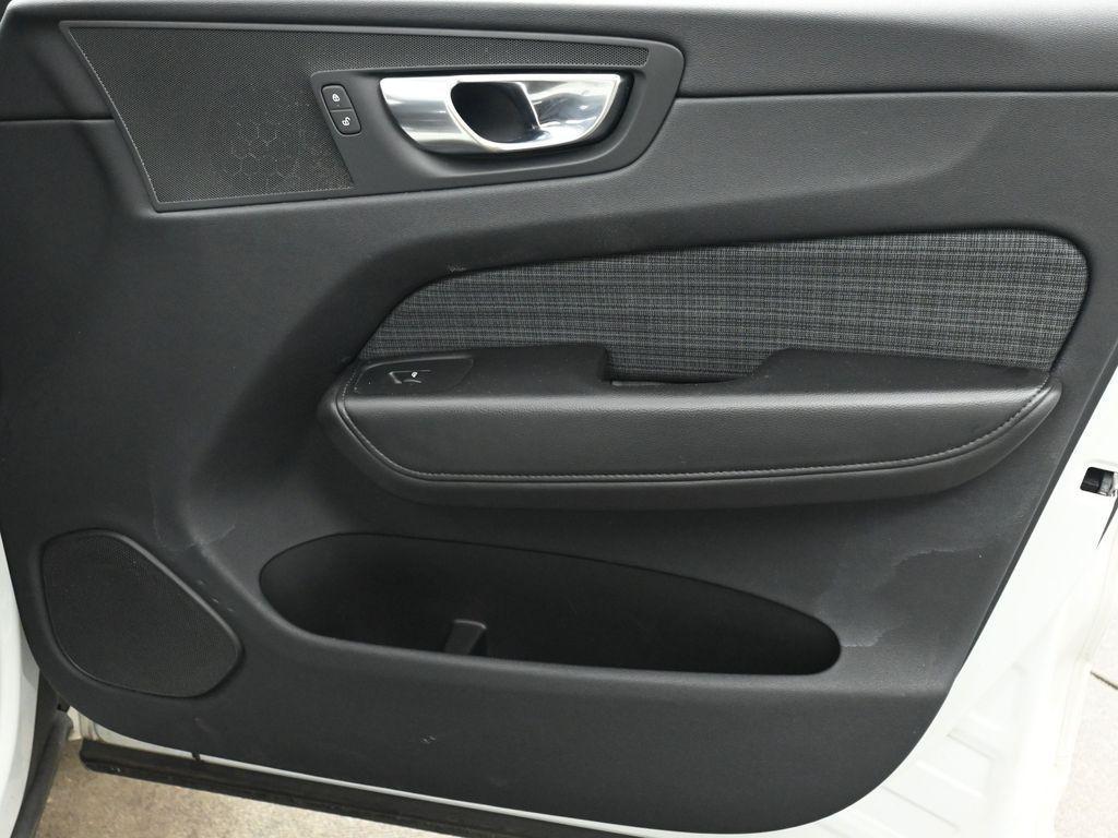 used 2023 Volvo XC60 car, priced at $23,751