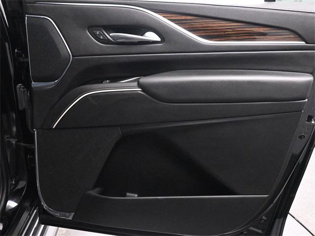 used 2021 Cadillac Escalade ESV car, priced at $38,990