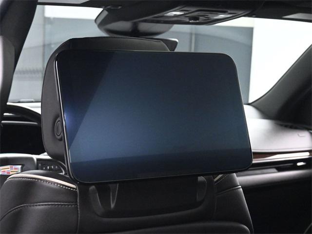 used 2021 Cadillac Escalade ESV car, priced at $38,990