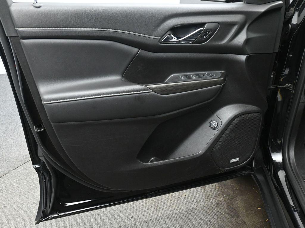 used 2023 GMC Acadia car, priced at $21,994