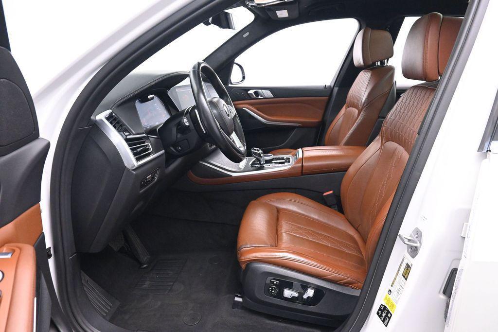 used 2022 BMW X7 car, priced at $31,394