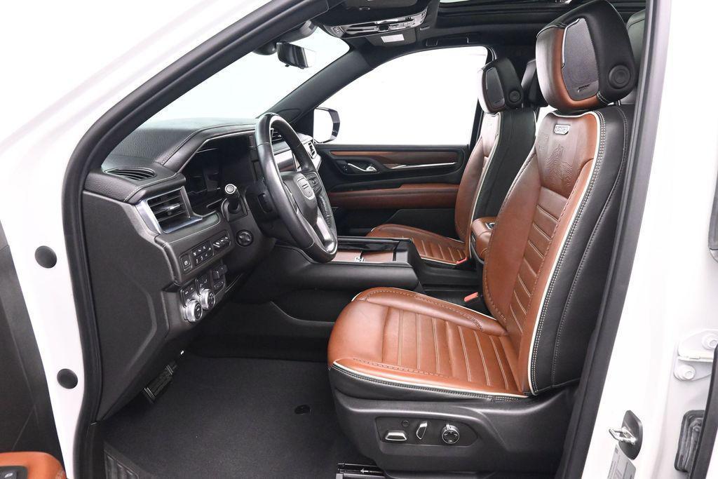 used 2023 GMC Yukon car, priced at $54,595