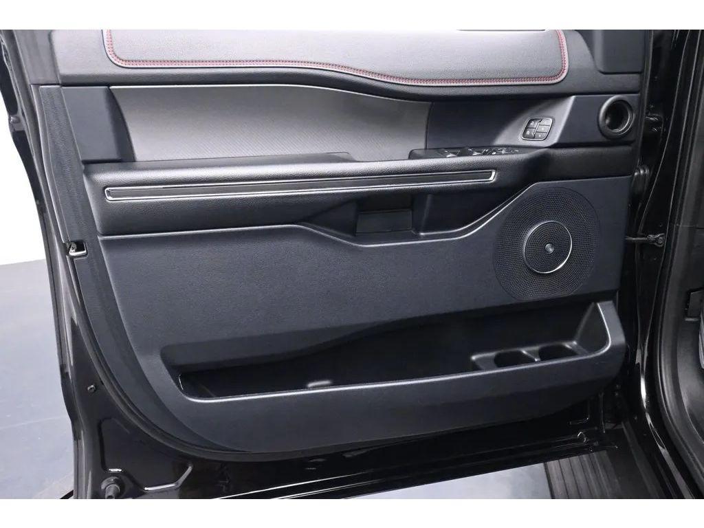 used 2021 Ford Expedition car, priced at $32,990