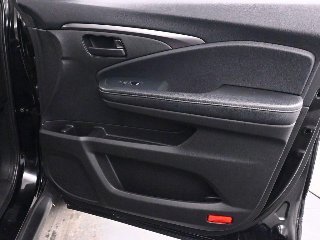 used 2022 Honda Passport car, priced at $21,671