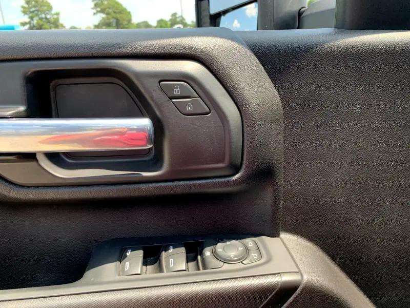 used 2024 Chevrolet Silverado 2500 car