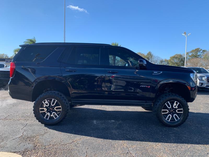 used 2023 GMC Yukon car, priced at $59,899