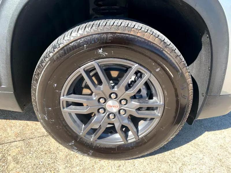 used 2025 GMC Acadia car